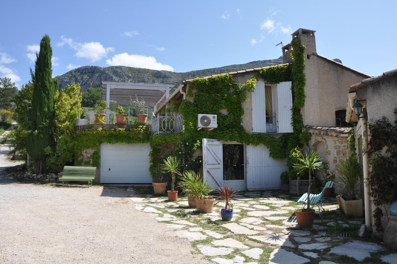 Vila Le Jas Du Colombier Moustiers-Sainte-Marie Exteriér fotografie